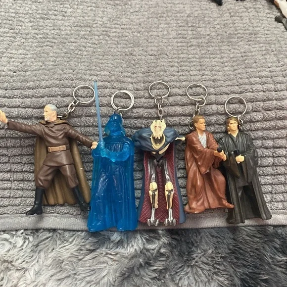 25 Star Wars Keychain Action Figure Collection - Picture 6 of 16
